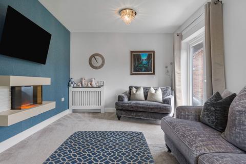 14 Hastings Close, Wythall, Birmingham, B47 6AW