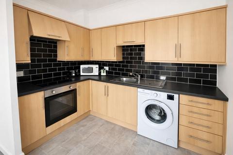 1 bedroom flat to rent, Grove Road, Eastbourne BN21