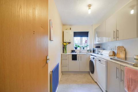 16 Larkham Close, Feltham, TW13 4QN