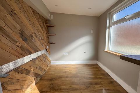 19 Gilbert Close, St Stephen, St Austell, PL26 7PH