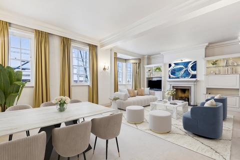 3 bedroom flat for sale, Duchess of Bedfords Walk, London