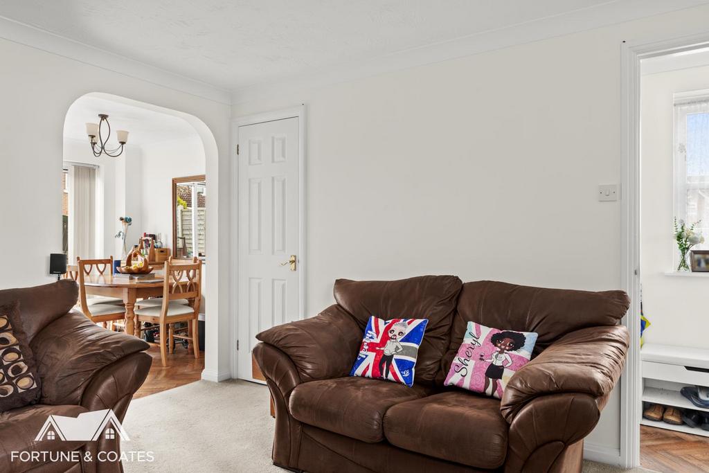 Westbury Rise 9.jpg