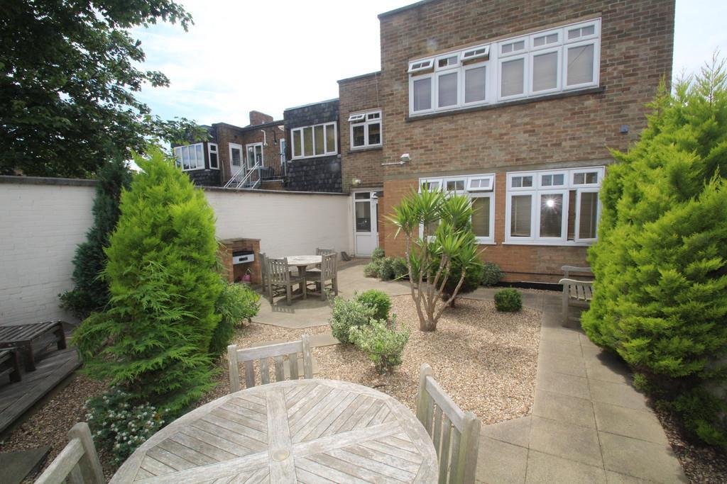Communal Rear Garden