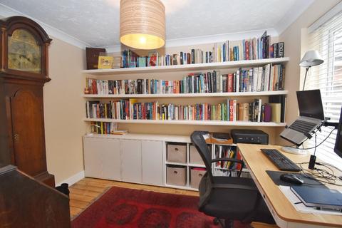 19 Bosworth Road, Cambridge, CB1 8RG