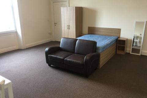 1 bedroom apartment to rent, Old Commerce House, 112 Fitzwilliam Street, HD1