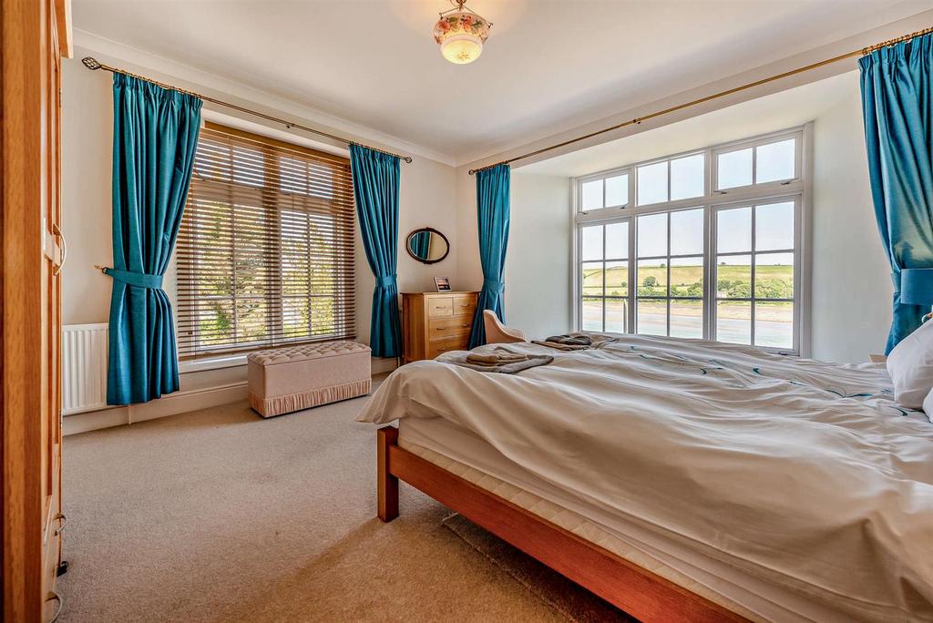Glanteifi House - Bedroom
