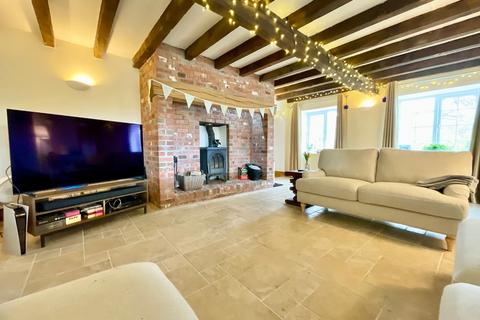 undefined, Bishton Road, Newport NP18