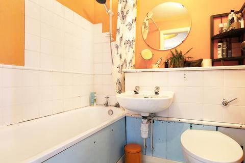 18/8 Windsor Place, Edinburgh, EH15 2AA