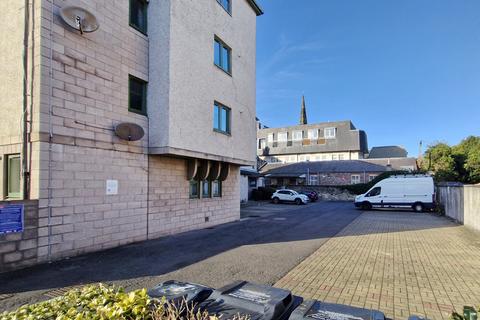 18/8 Windsor Place, Edinburgh, EH15 2AA