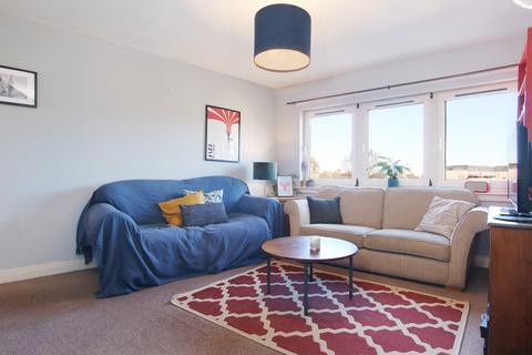 18/8 Windsor Place, Edinburgh, EH15 2AA