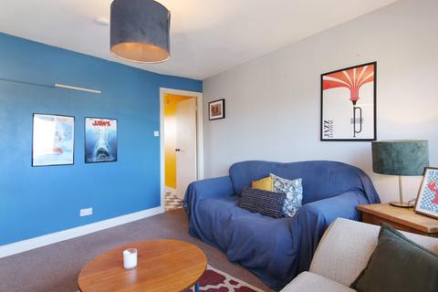18/8 Windsor Place, Edinburgh, EH15 2AA