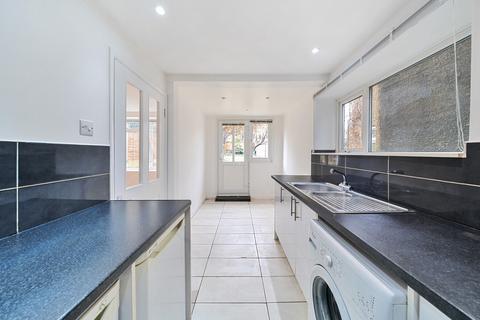 Flat 1, 53 Selhurst Road, London, SE25 5QA