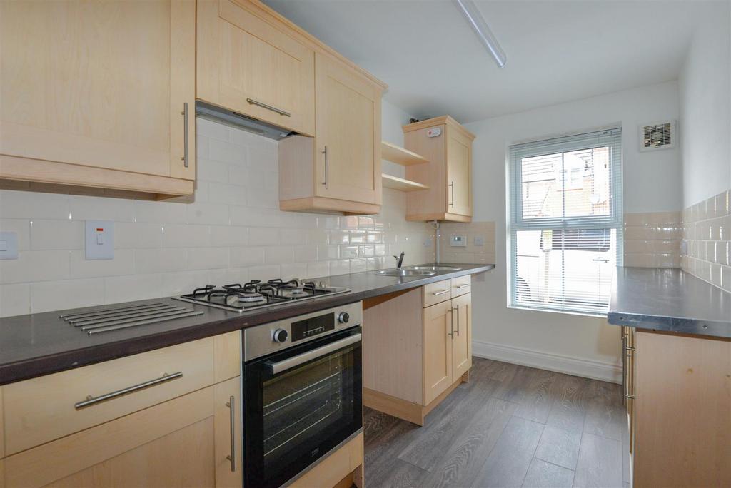 Kitchen 1.jpg