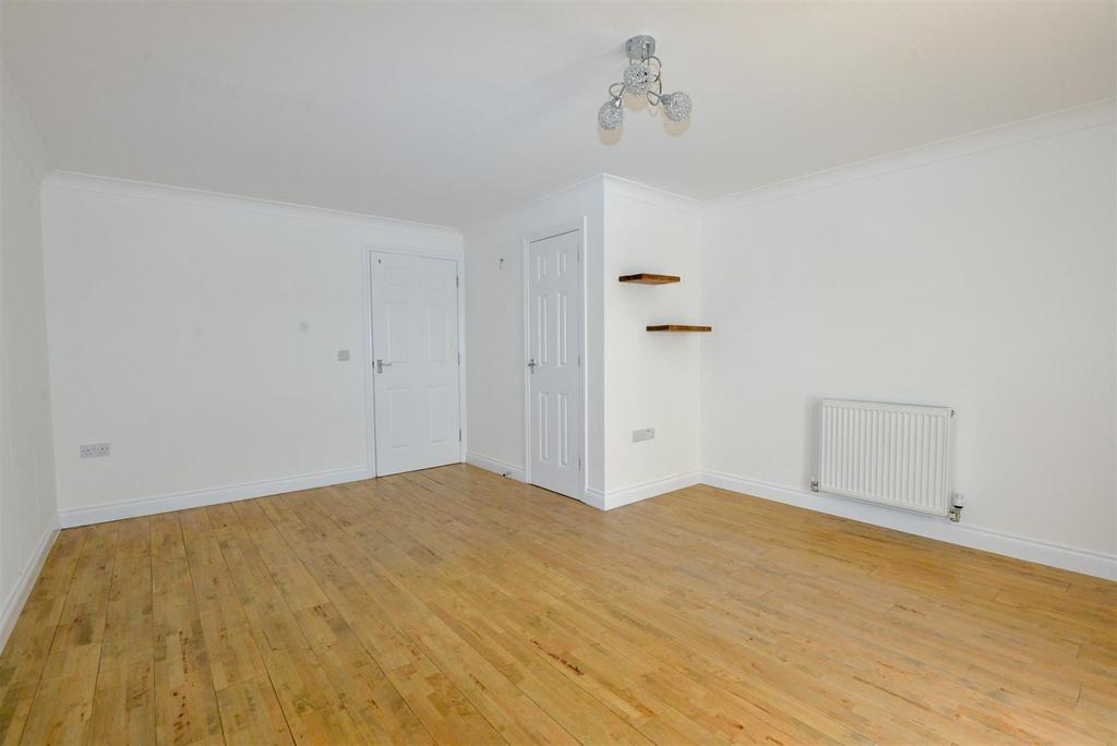 Living Room 2.jpg