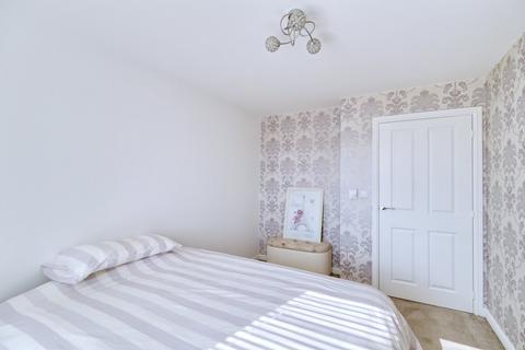 69 Brinson Way, Aveley, South Ockendon, RM15 4EF