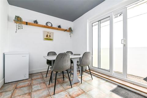 4 bedroom bungalow for sale, Gorsefield Road, New Milton, Hampshire, BH25