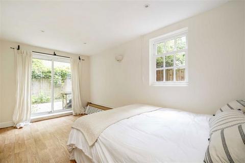 Flat A, 13 Ranelagh Road, London, SW1V 3EX