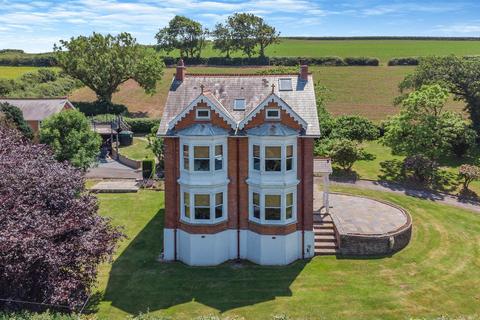Parc Y Bryn Broadlay, Ferryside, SA17 5UB