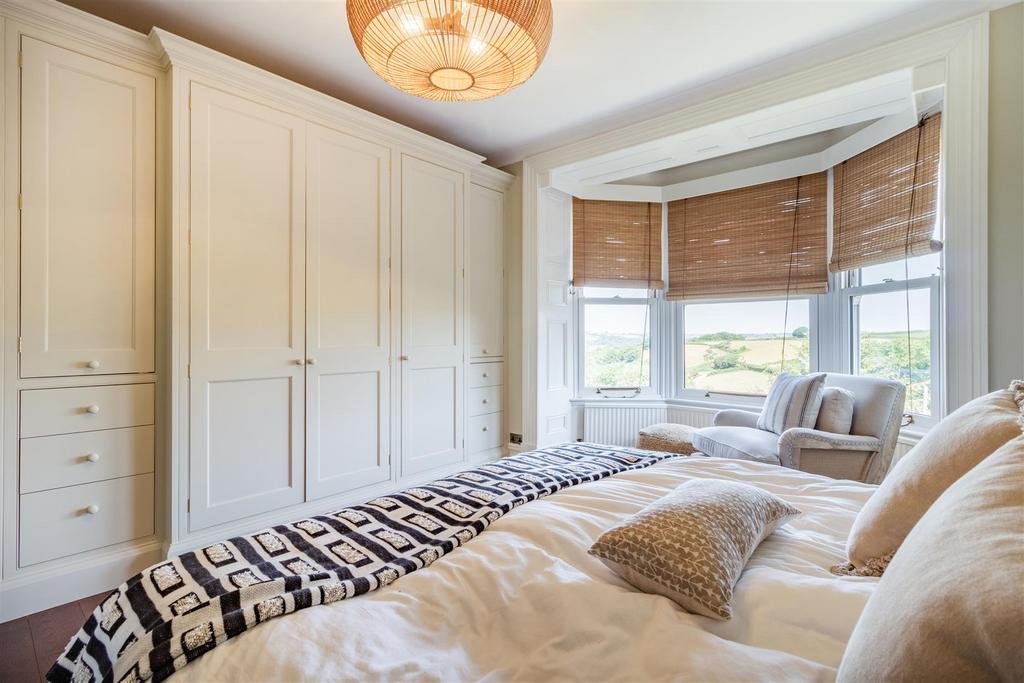 8553666-interior16.jpg