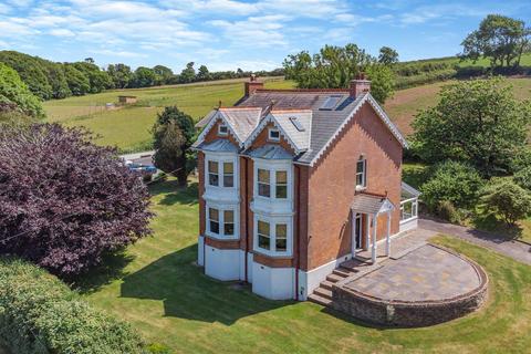 Parc Y Bryn Broadlay, Ferryside, SA17 5UB