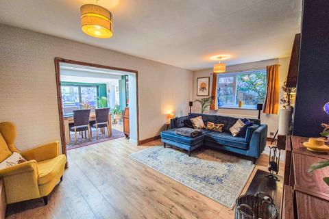 3 bedroom semi-detached house for sale, Rhodes Hill, Lees, Oldham, OL4