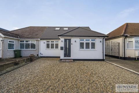 106 Abbotts Walk, Bexleyheath, DA7 5RW