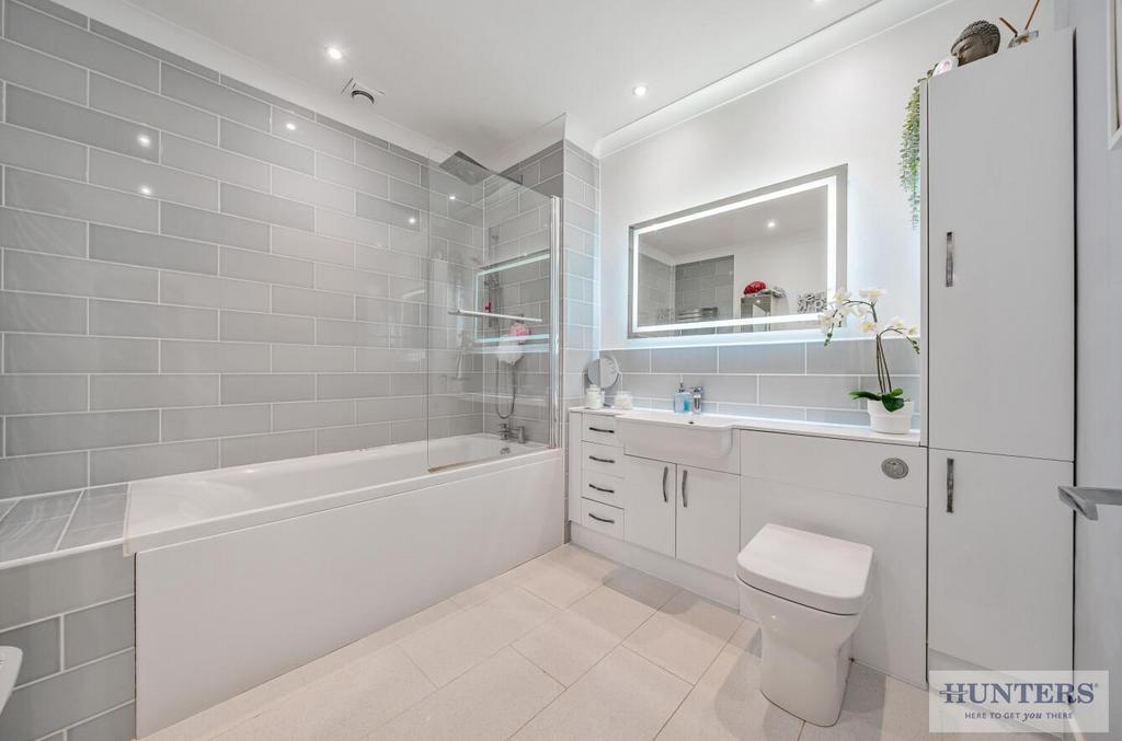 Modern Bathroom