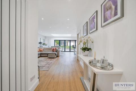 106 Abbotts Walk, Bexleyheath, DA7 5RW