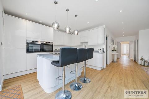 106 Abbotts Walk, Bexleyheath, DA7 5RW