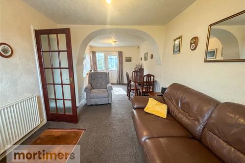 13 Hastings Close, Blackburn, BB1 1QB