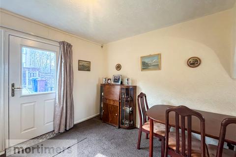 13 Hastings Close, Blackburn, BB1 1QB