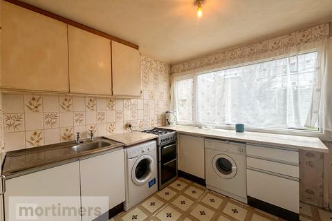 13 Hastings Close, Blackburn, BB1 1QB