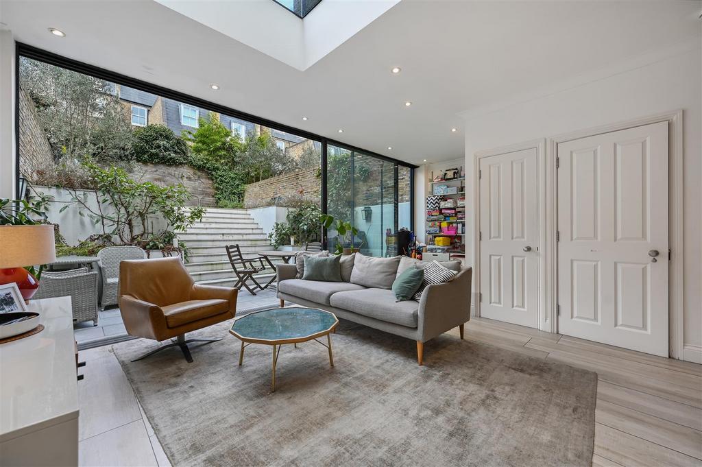 Cromwell Grove - Reception1