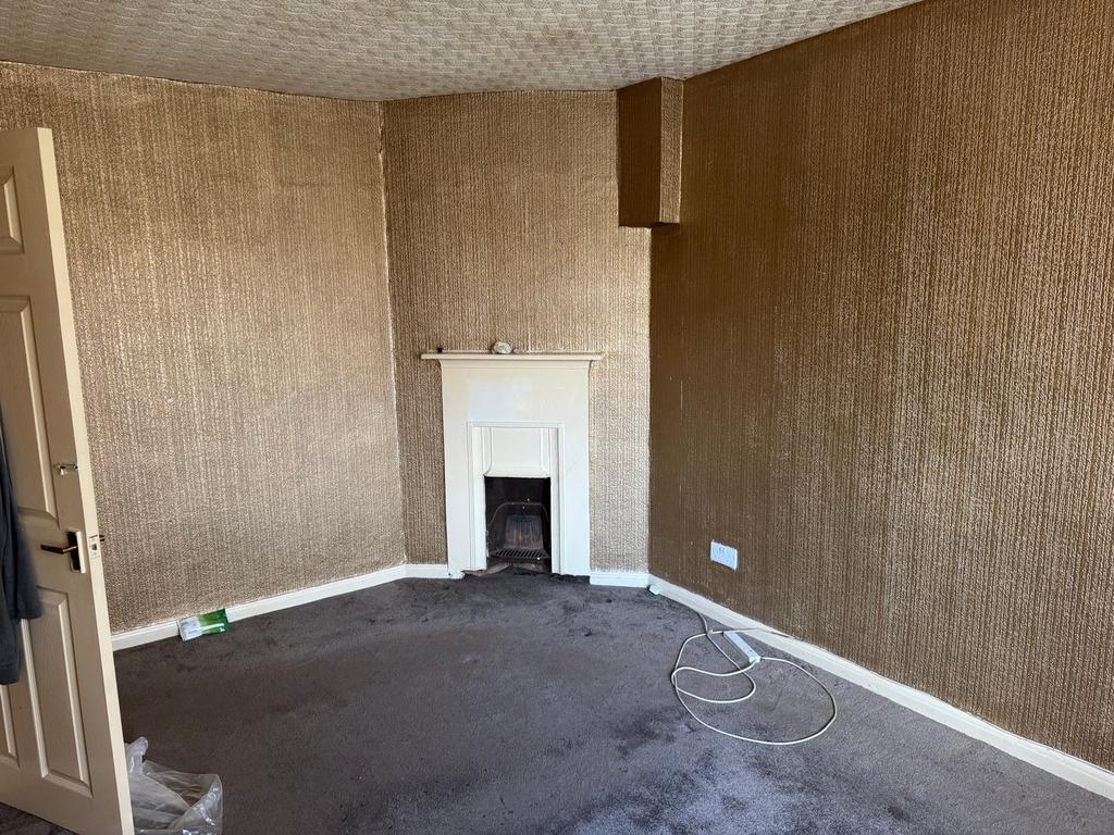 Bedroom (front)
