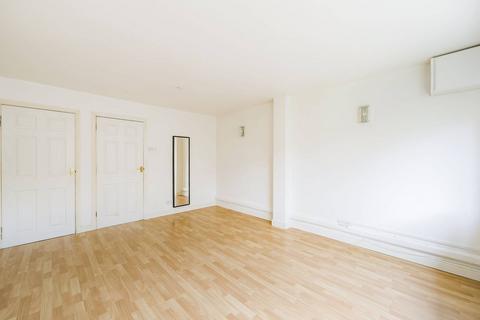 undefined, Boston Manor Road, Brentford, TW8