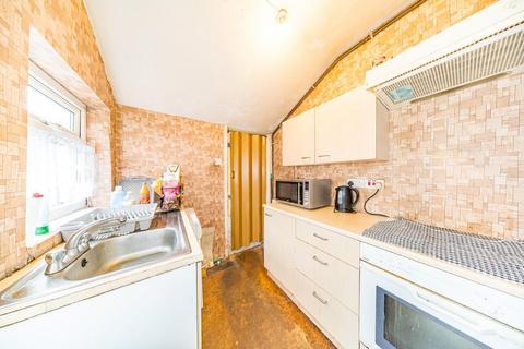 34 Columbia Road, Prescot, L34 2SB