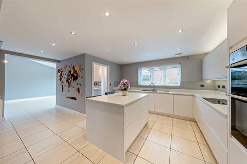 undefined, Holmes Chapel Road, Somerford, Congleton, Cheshire, CW12