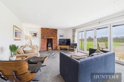 4 bedroom detached house for sale, Britannia Drive, Filey