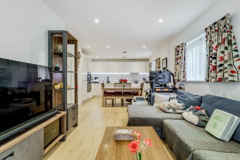 2 bedroom flat for sale, Boulogne House