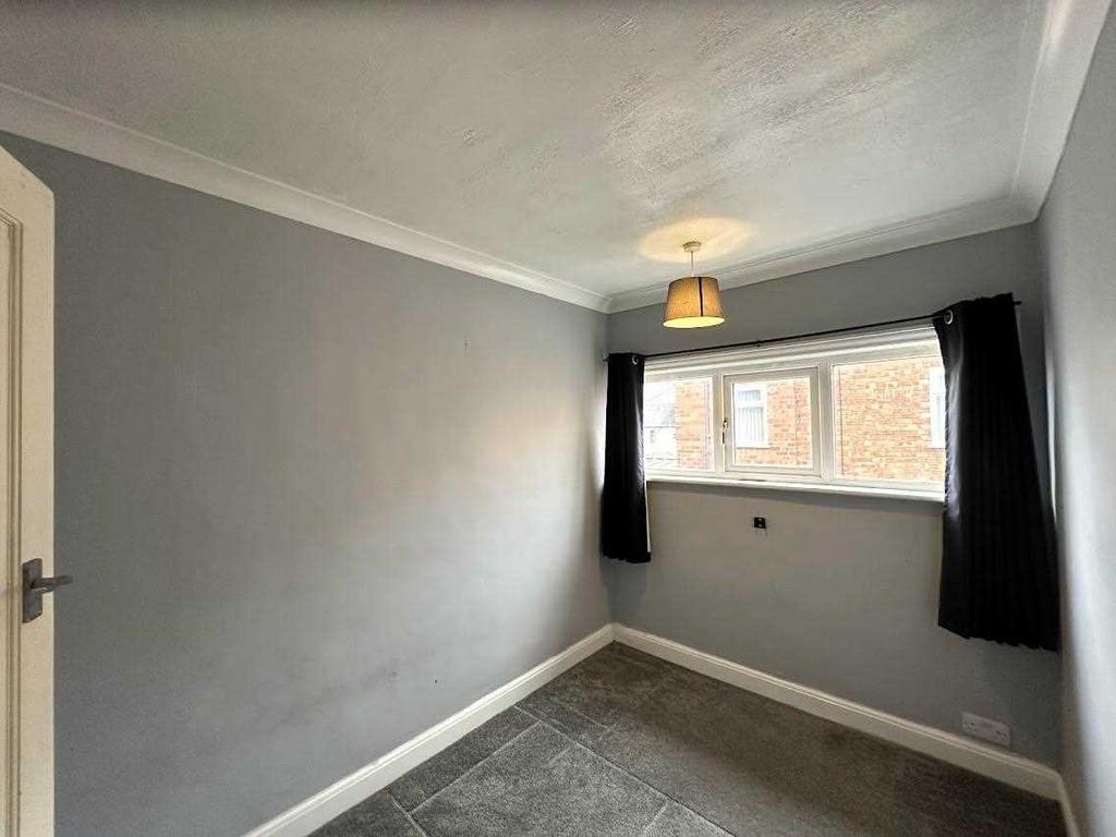 Bedroom 3: