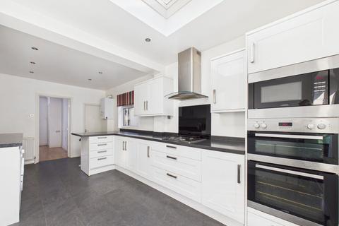 Denham Way, Maple Cross, Rickmansworth, WD3 9SP