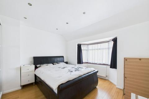 3 bedroom semi-detached house for sale, Denham Way, Maple Cross, Rickmansworth, WD3 9SP