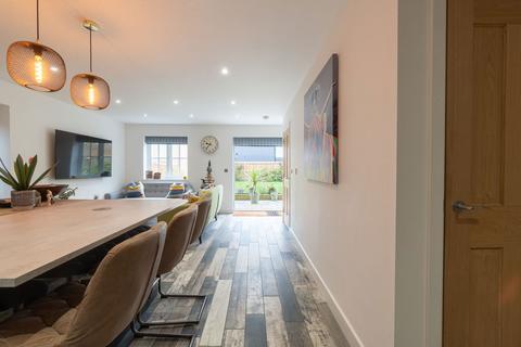 4 bedroom townhouse for sale, St Peters View, Sible Hedingham CO9