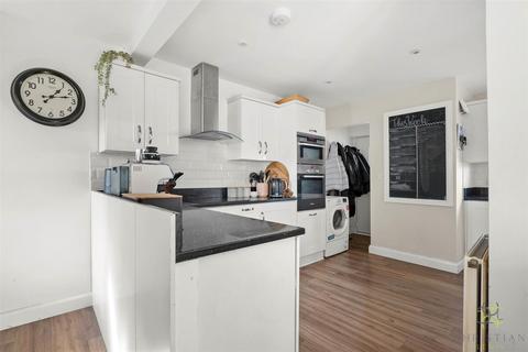 50 Sandscroft Avenue, Broadway, WR12 7EL