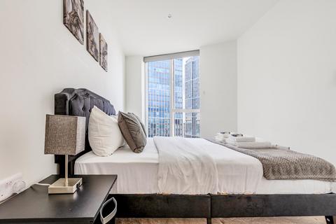 2 bedroom flat for sale, Sky Gardens, Nine Elms, SW8