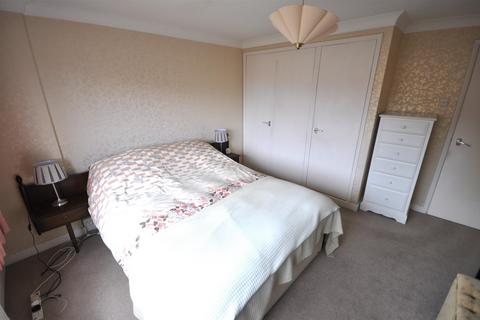 6 Norman Road, Hatfield, Doncaster, DN7 6AF