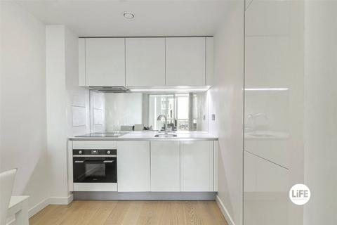 1 bedroom apartment for sale, Sky Gardens, London SW8
