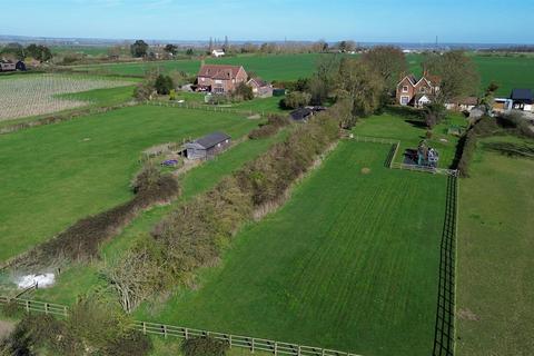 5 bedroom detached house for sale, Southminster Road, Mayland, Chelmsford