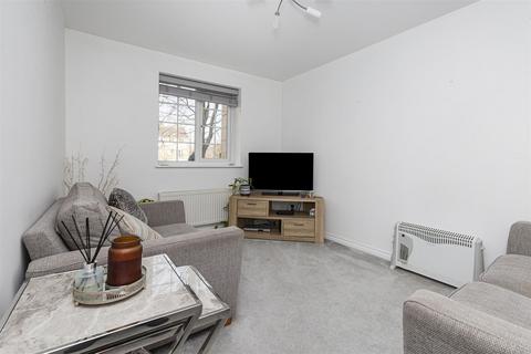4 bedroom townhouse for sale, Annie Smith Way, Birkby, Huddersfield