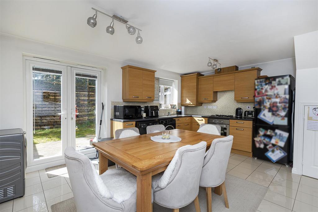 Bramleys Estate Agents - Annie Smith Way - Birkby